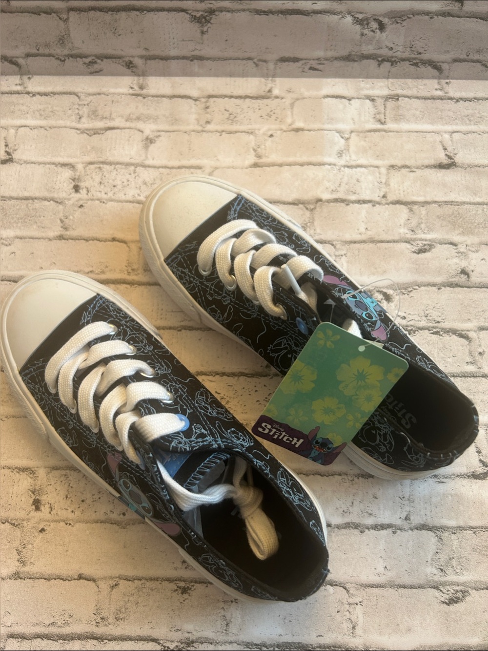 NWT Disney Girl’s Stitch Shoes